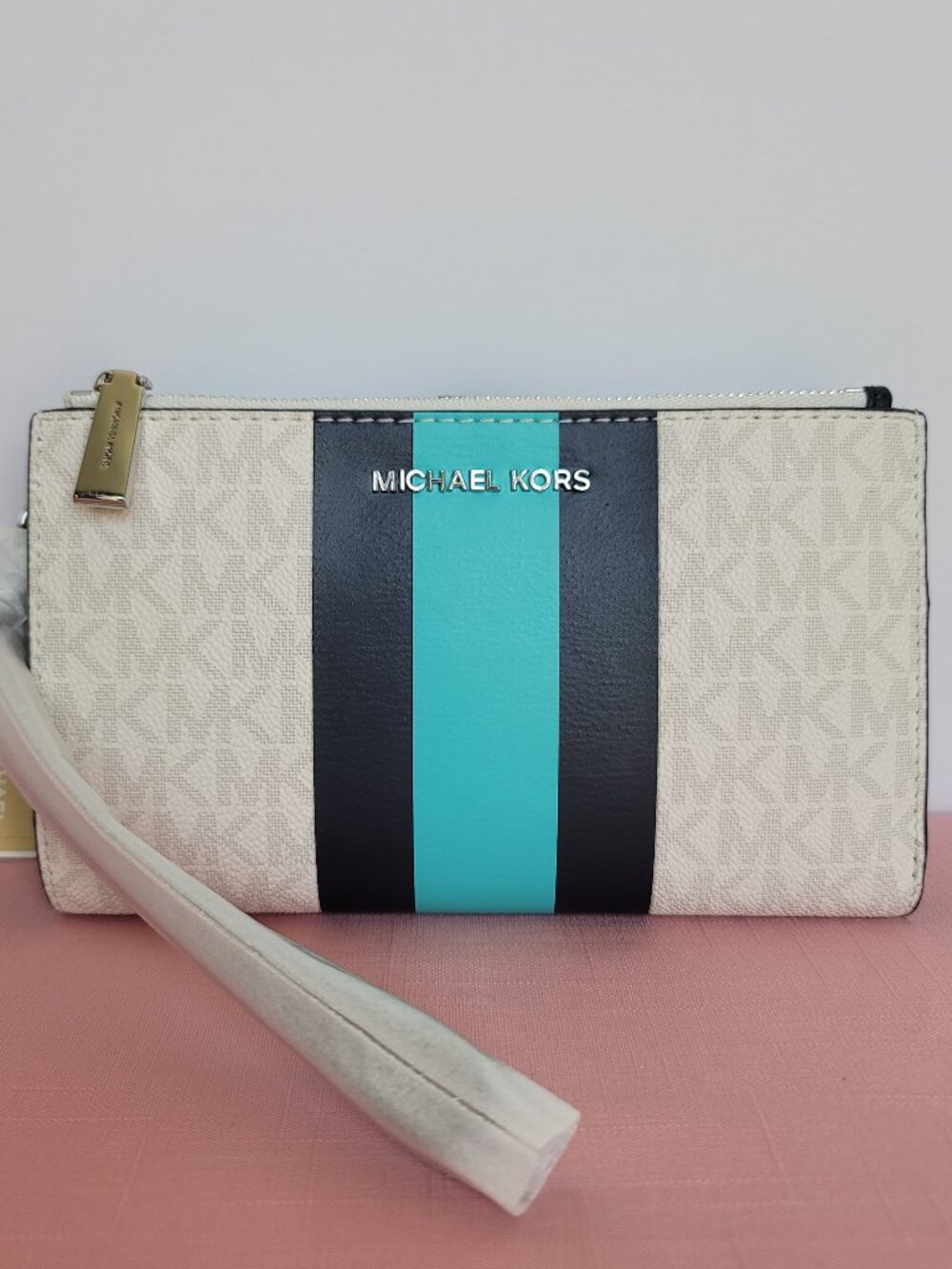 MICHAEL KORS Jet Set Double Zip Signature Phone Wristlet- Ocean Blue Multi 🎈⭐
